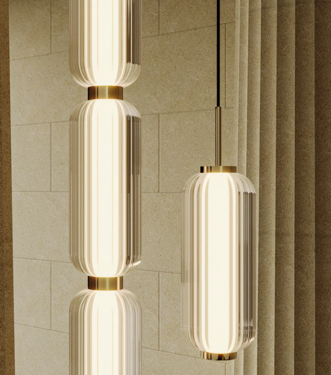 VA452 – Sculpted Column Pendant